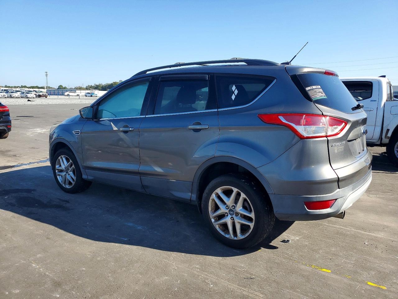 2013 FORD ESCAPE SE photo 2