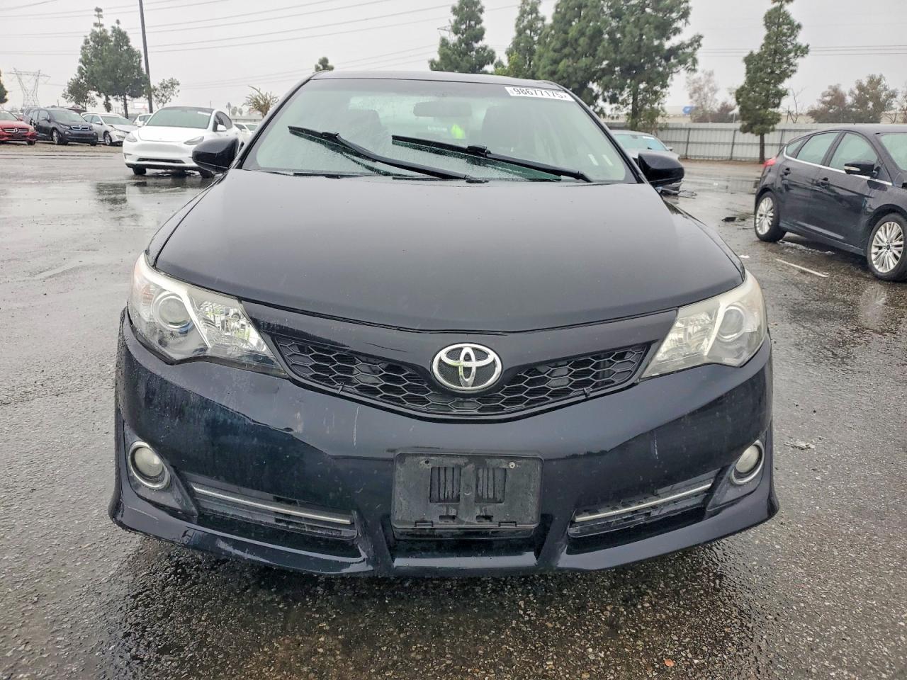 2014 TOYOTA CAMRY L photo 5