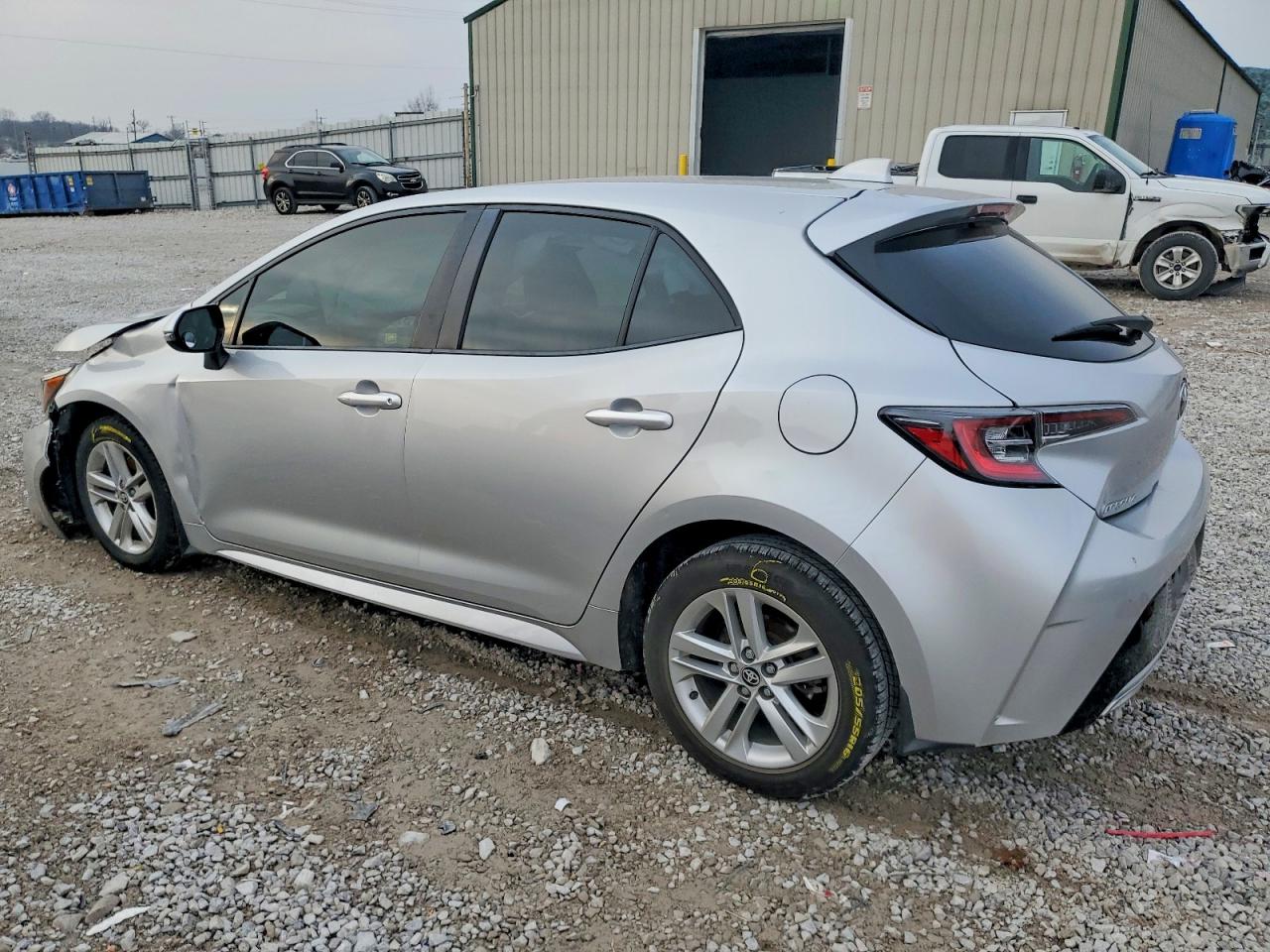 2019 TOYOTA COROLLA SE photo 2