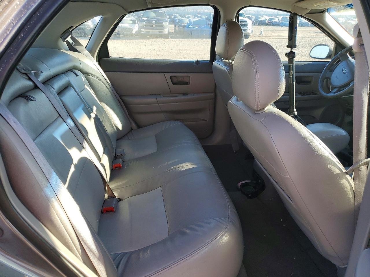 2005 FORD TAURUS SEL photo 10