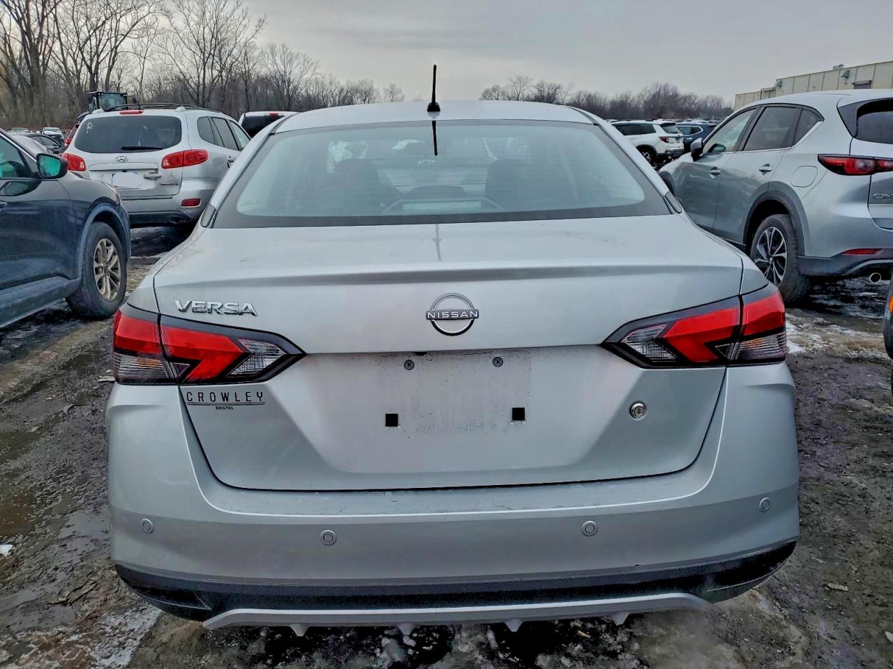 2025 NISSAN VERSA S photo 6