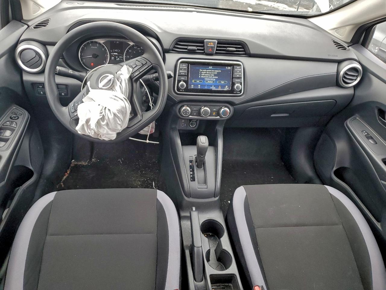 2025 NISSAN VERSA S photo 8