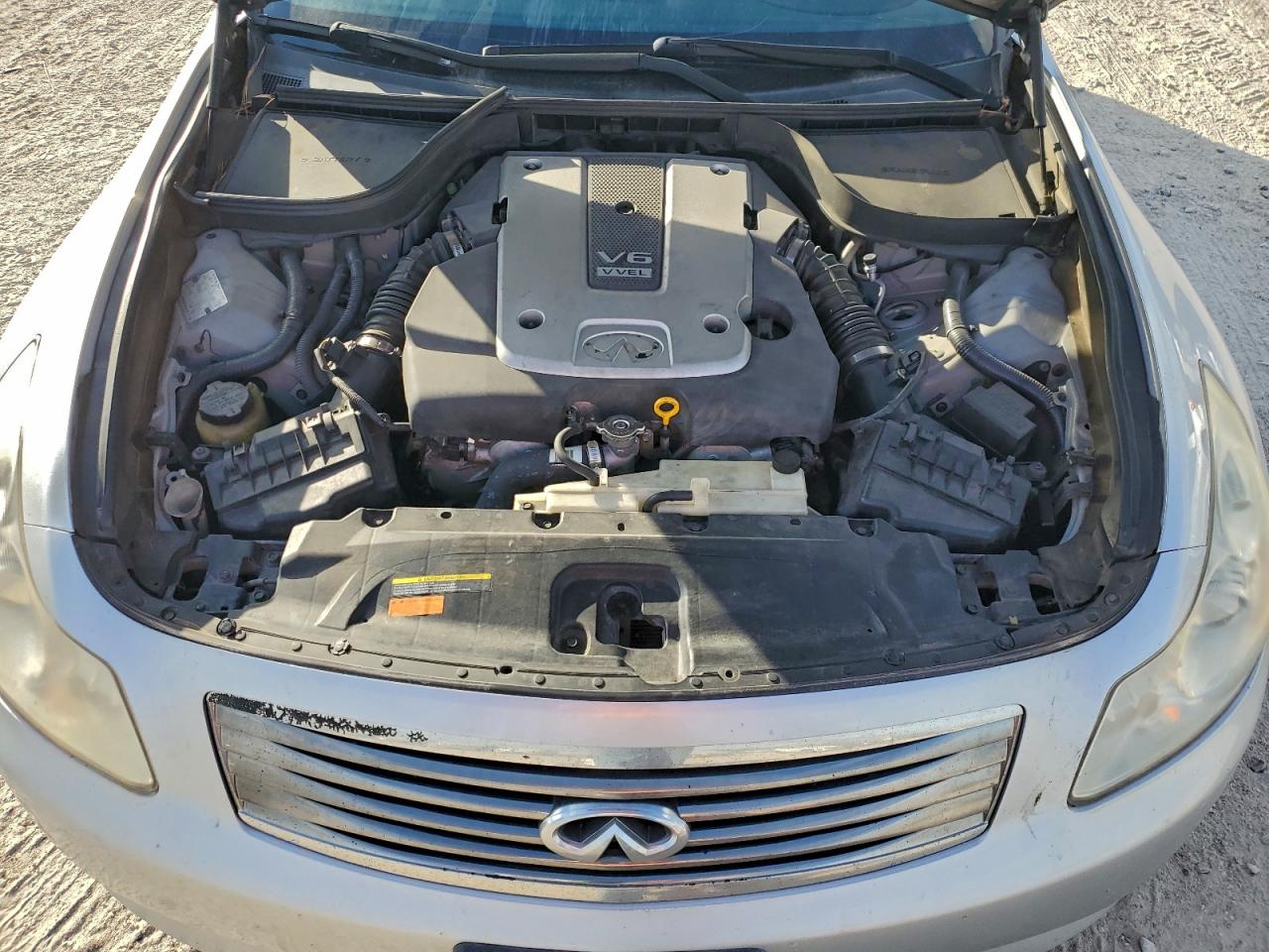 2009 INFINITI G37 BASE photo 11