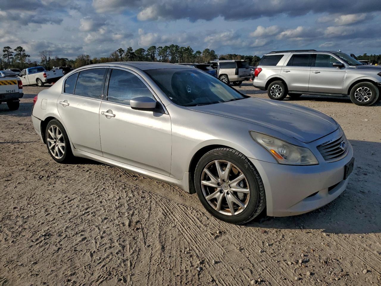 2009 INFINITI G37 BASE photo 4
