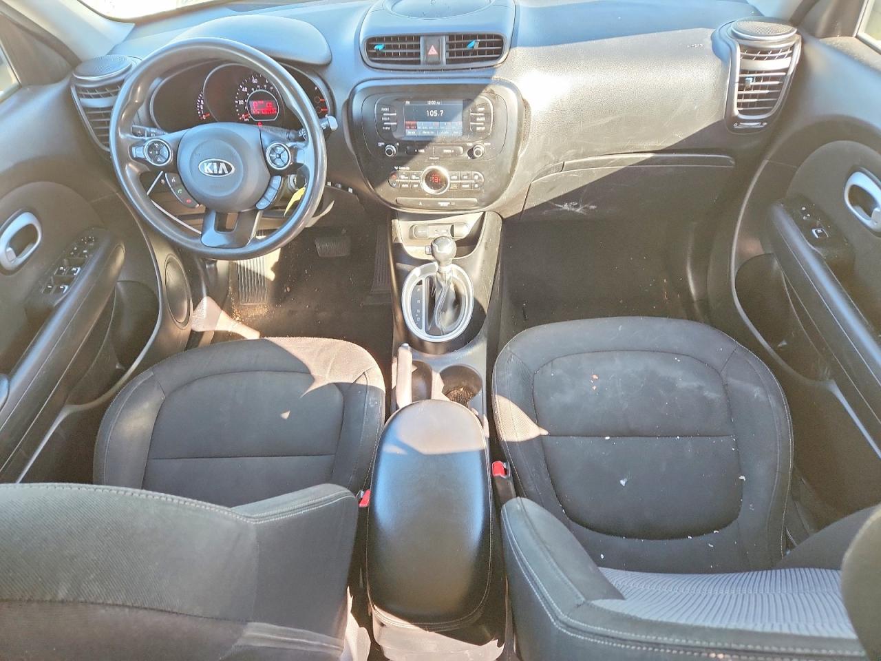 2017 KIA SOUL + photo 8