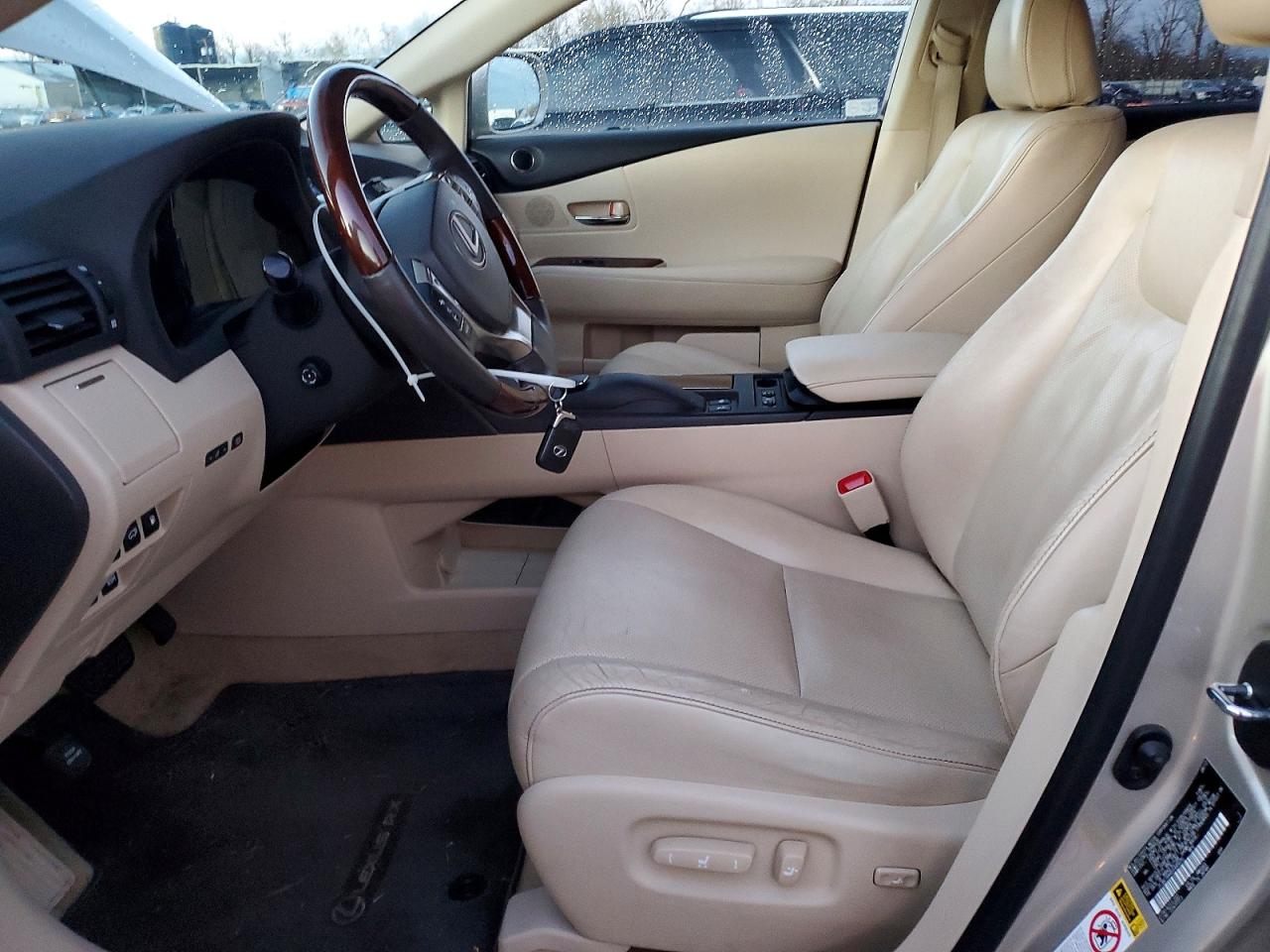 2013 LEXUS RX 450H photo 25