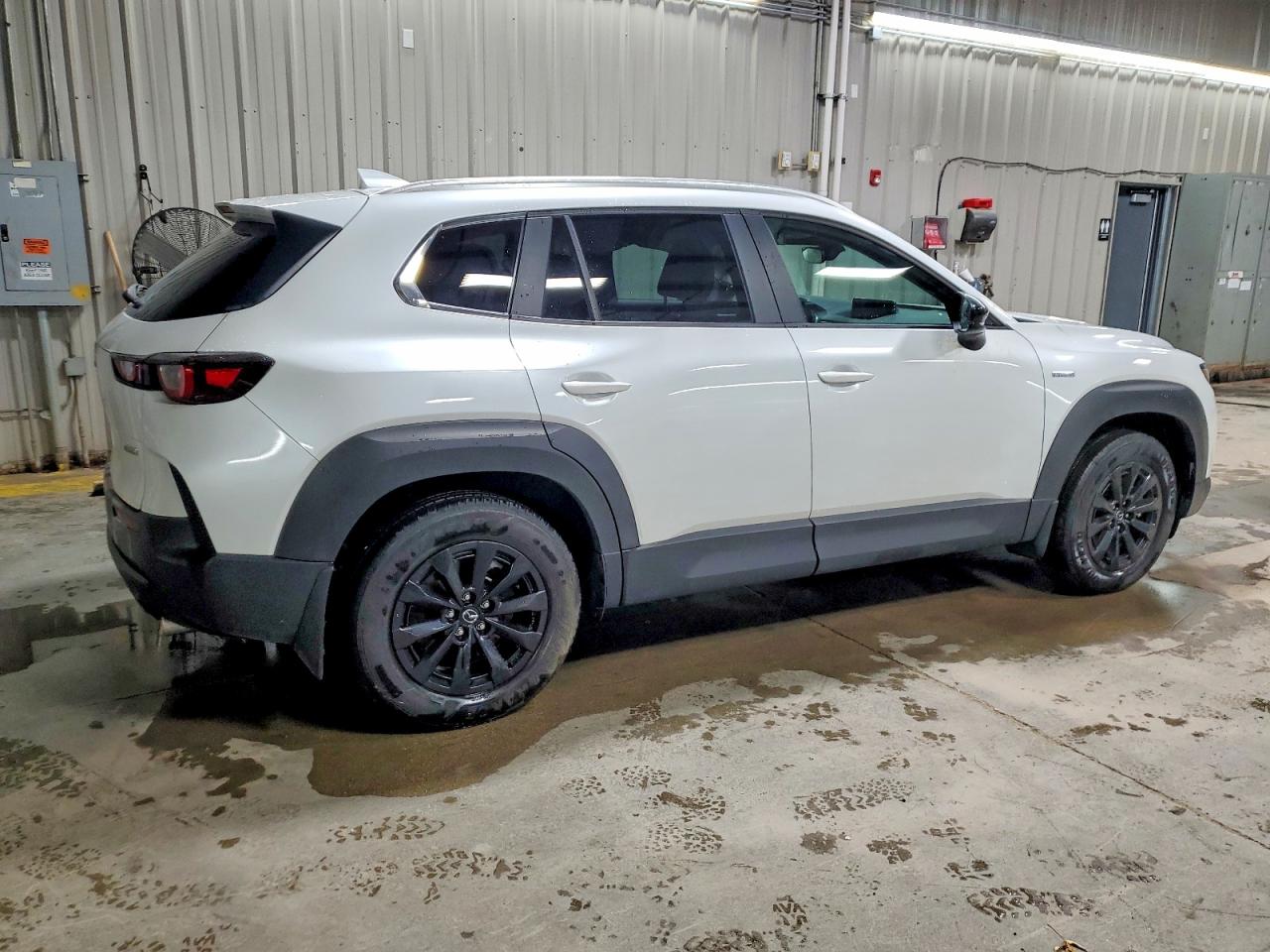 2025 MAZDA CX-50 PREFERRED photo 3