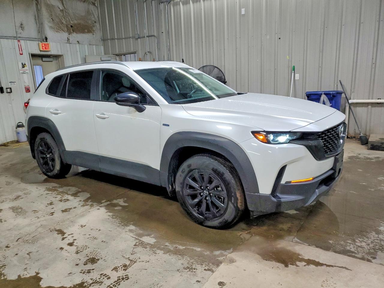 2025 MAZDA CX-50 PREFERRED photo 4