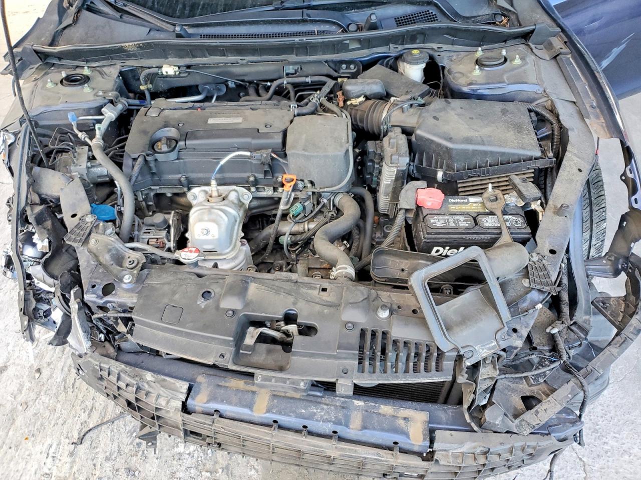 2016 HONDA ACCORD LX photo 11