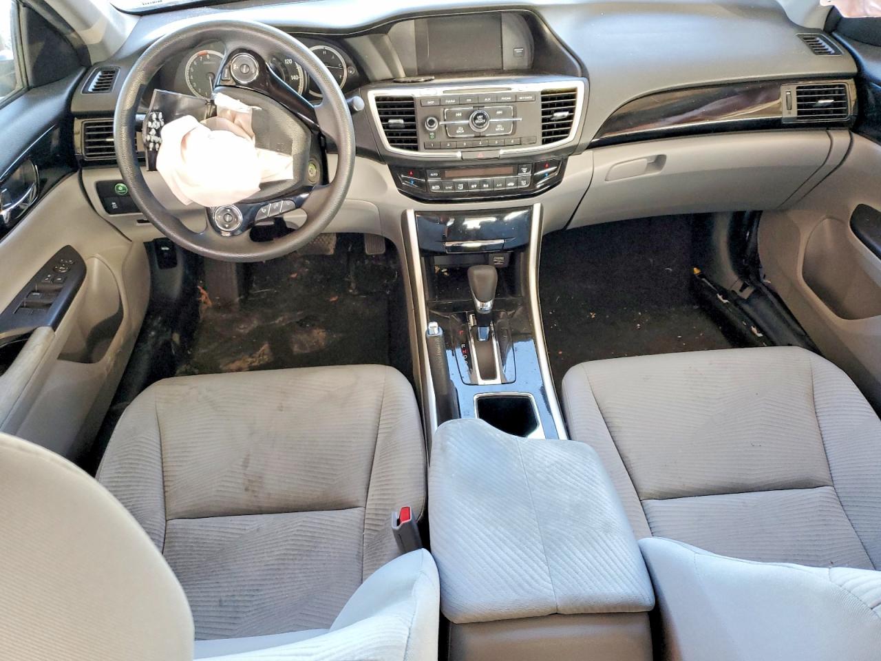 2016 HONDA ACCORD LX photo 8