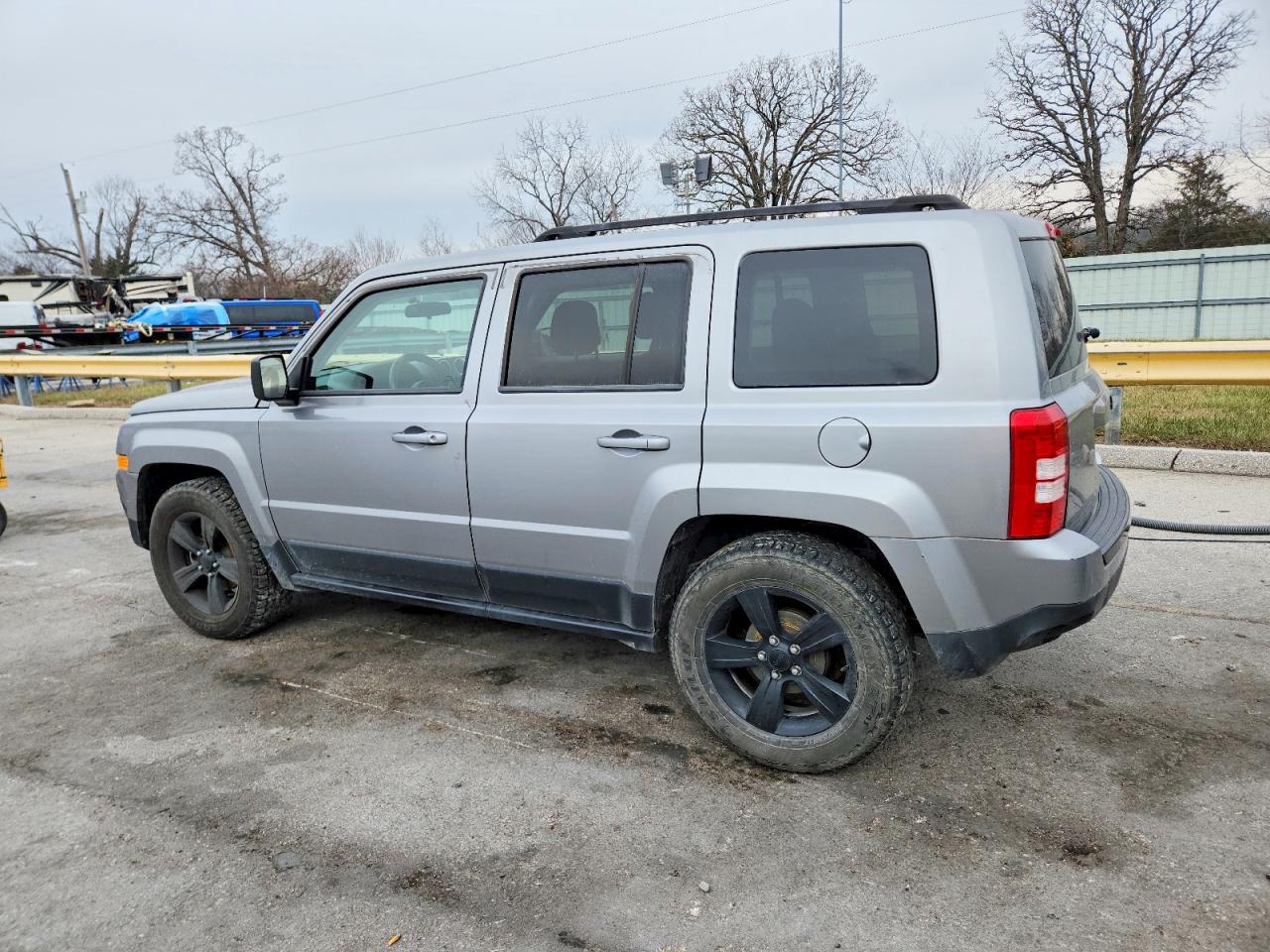 2015 JEEP PATRIOT SPORT photo 2