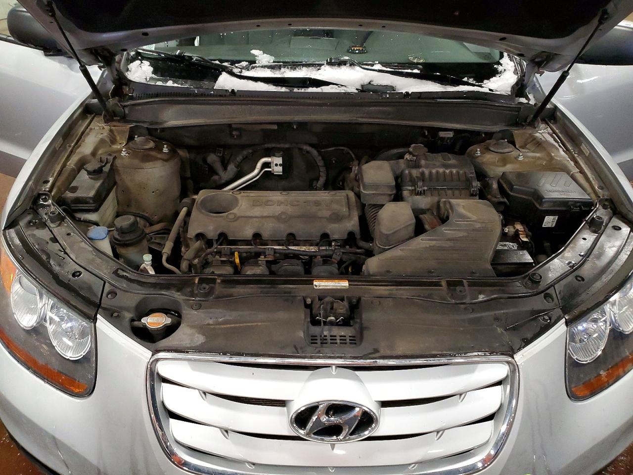 2010 HYUNDAI SANTA FE GLS photo 12