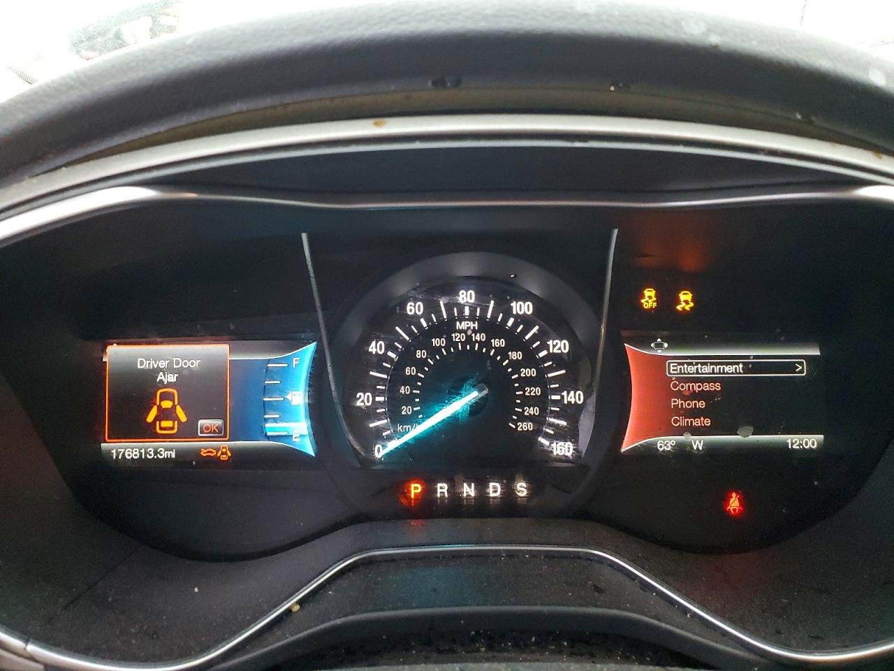 2016 FORD FUSION SE photo 9