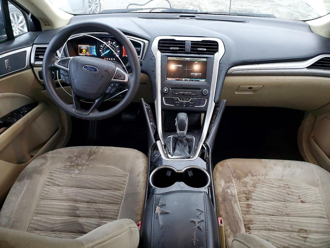 2016 FORD FUSION SE photo 8