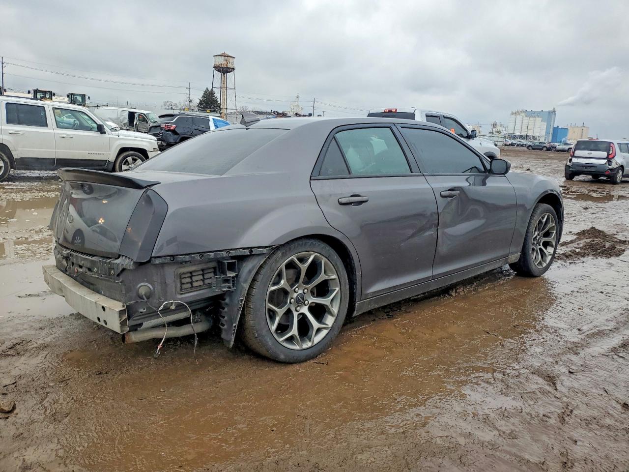 2018 CHRYSLER 300 TOURING photo 3