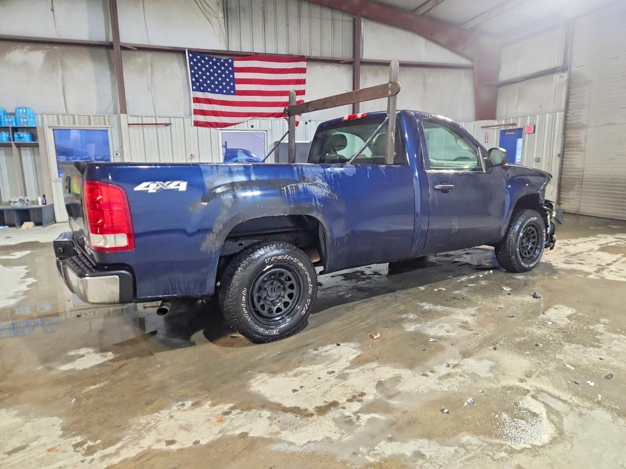 2011 GMC SIERRA K1500 photo 3