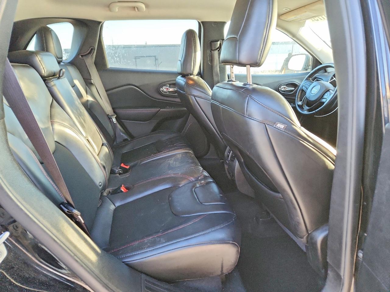 2019 JEEP CHEROKEE TRAILHAWK photo 21
