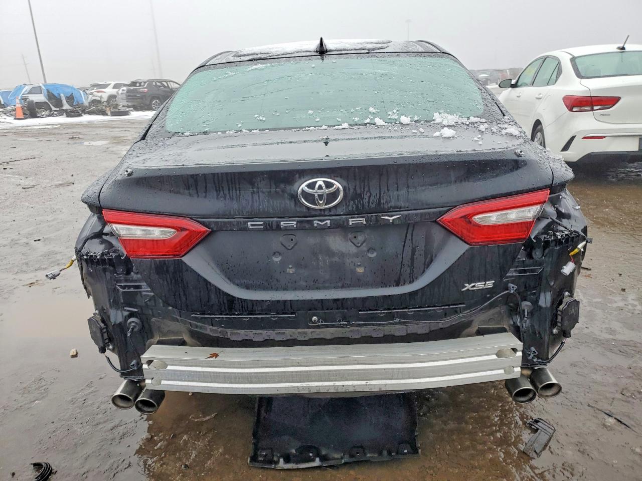 2019 TOYOTA CAMRY XSE photo 6