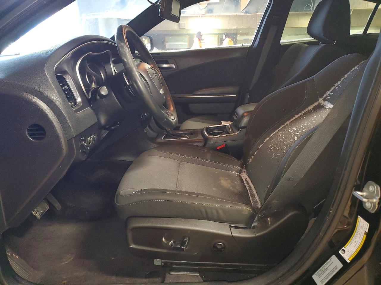 2016 DODGE CHARGER SXT photo 13