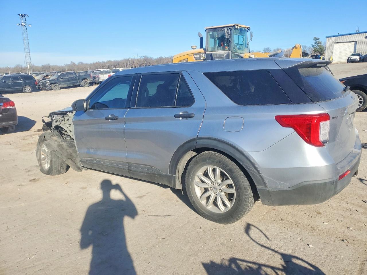 2020 FORD EXPLORER photo 2