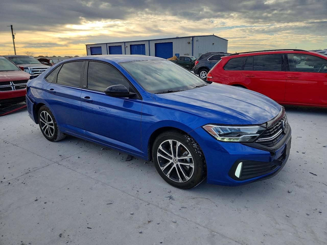 2024 VOLKSWAGEN JETTA SPORT photo 4