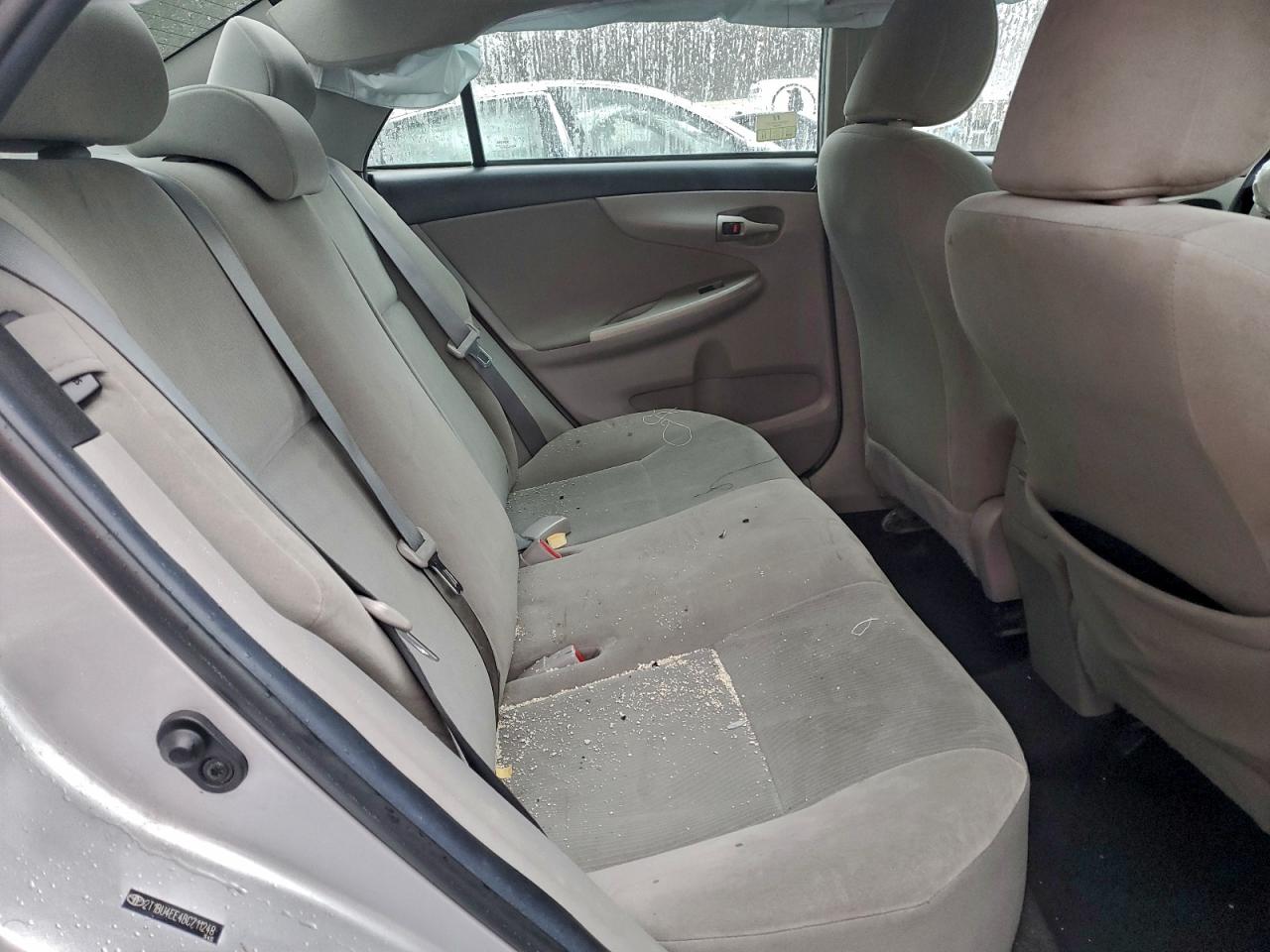 2011 TOYOTA COROLLA BASE photo 10