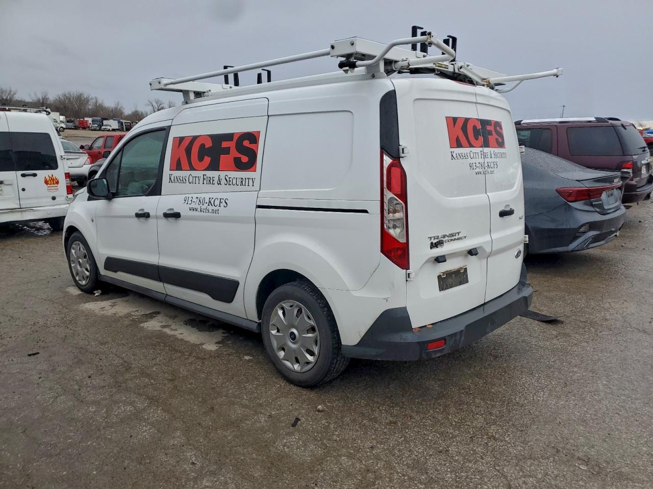 2015 FORD TRANSIT CONNECT XLT photo 2