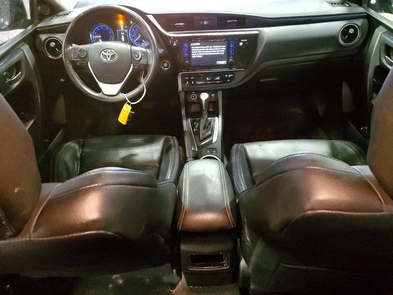 2017 TOYOTA COROLLA XSE photo 8