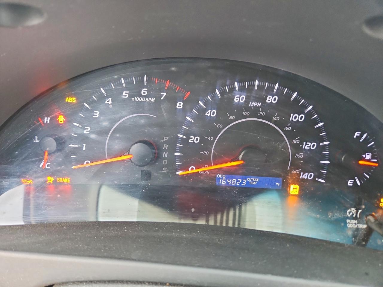 2011 TOYOTA CAMRY LE photo 9