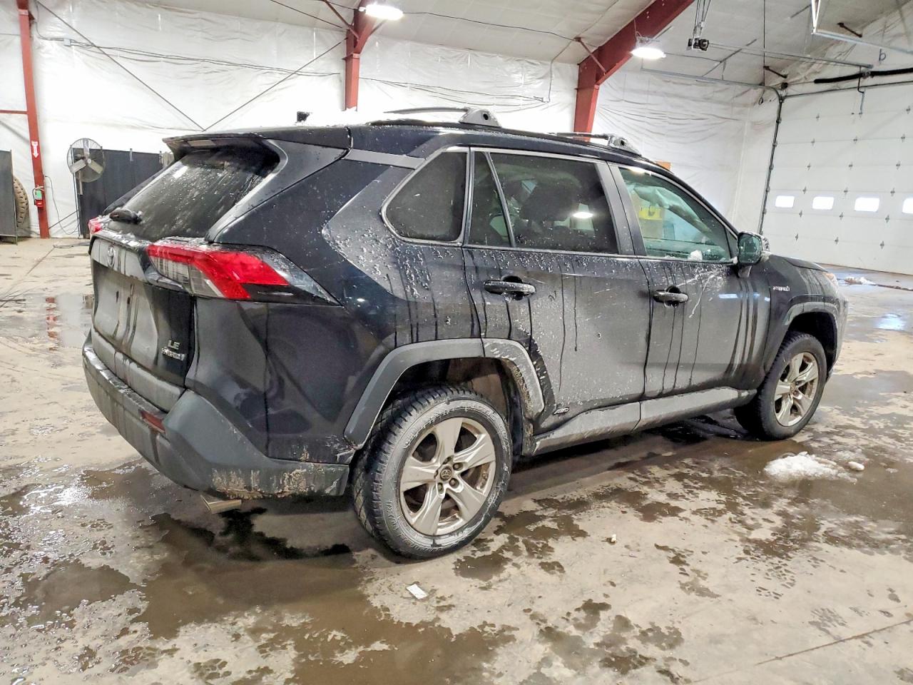 2019 TOYOTA RAV4 LE photo 3