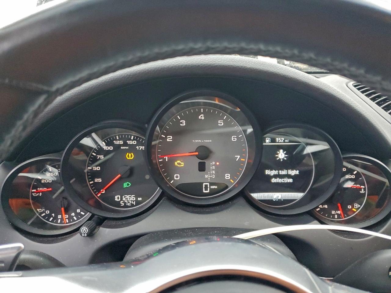 2015 PORSCHE CAYENNE S photo 9