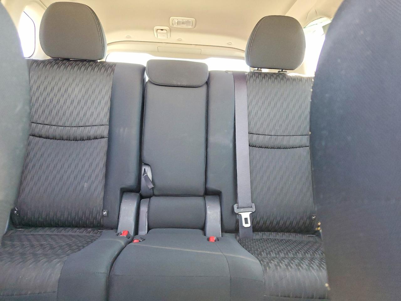 2019 NISSAN ROGUE S photo 10