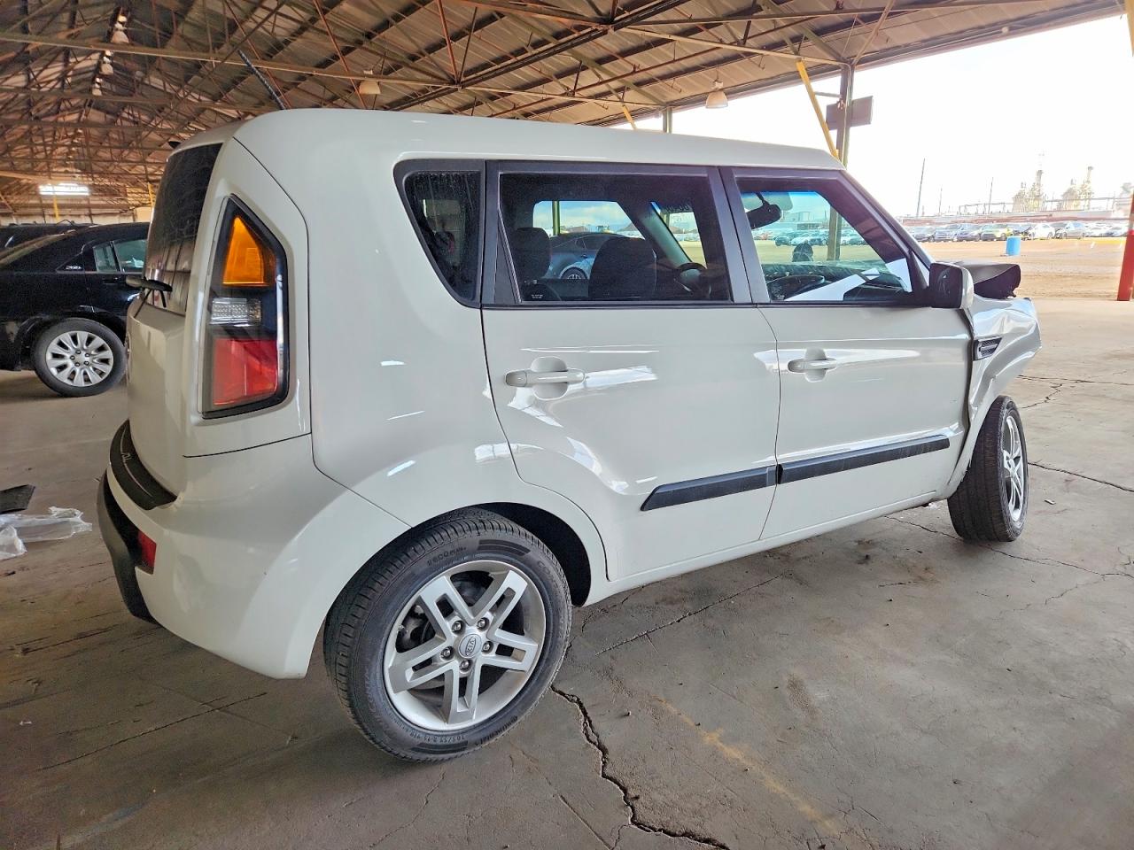 2011 KIA SOUL + photo 3