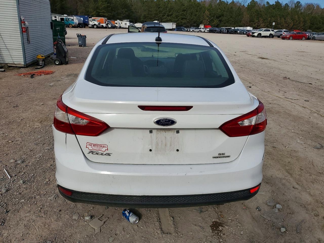 2014 FORD FOCUS SE photo 6