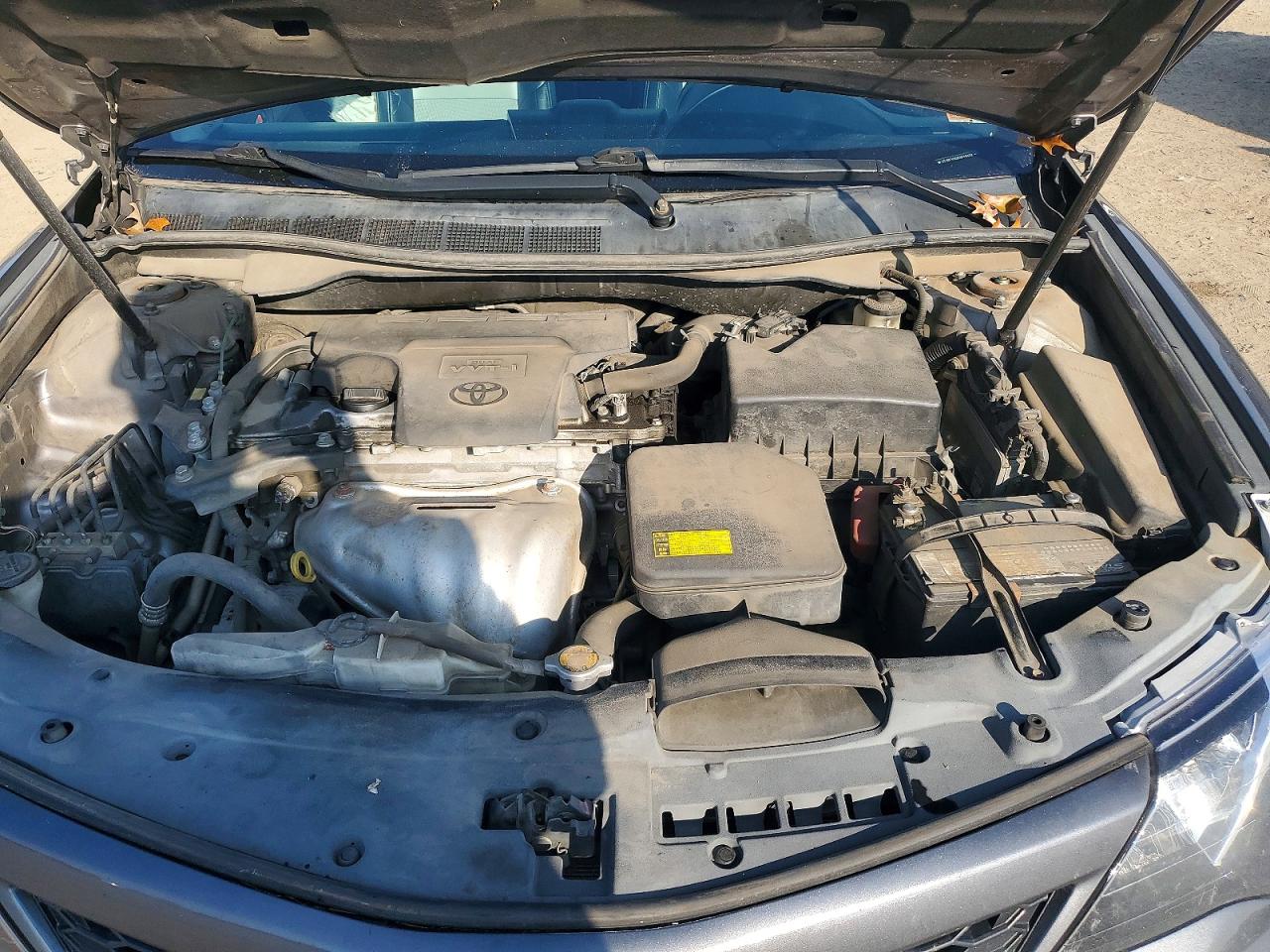 2014 TOYOTA CAMRY L photo 31