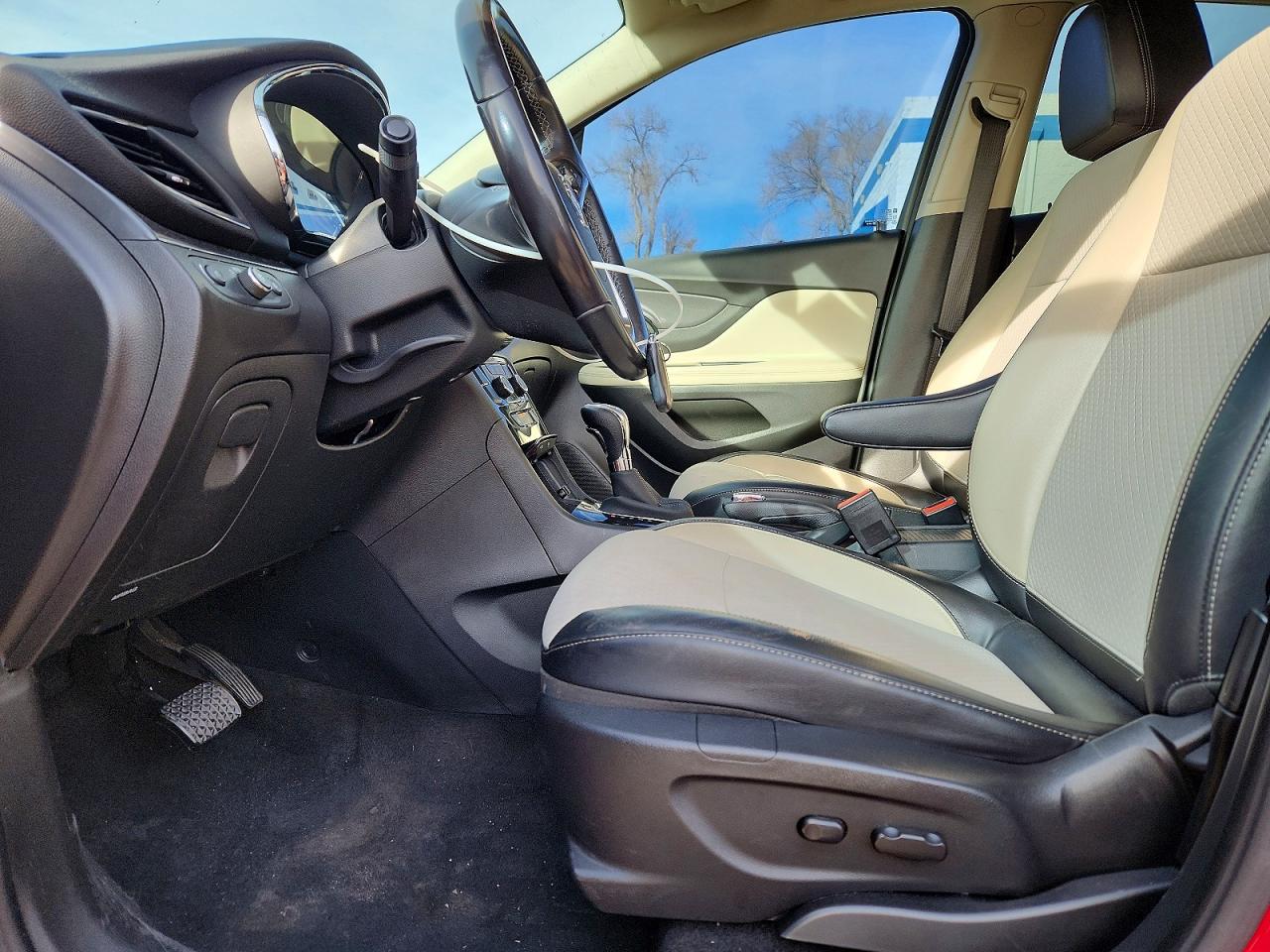 2019 BUICK ENCORE SPORT TOURING photo 7