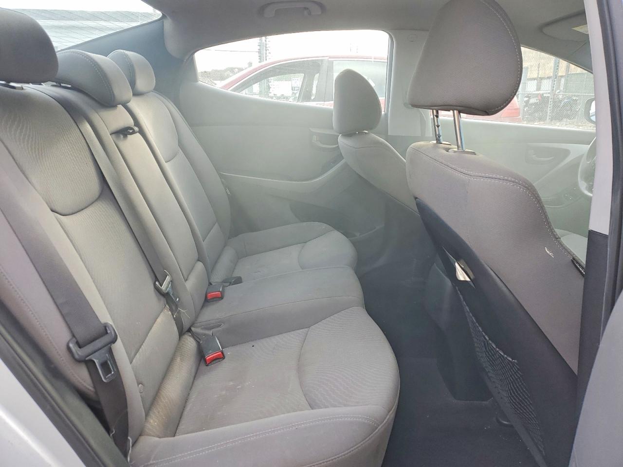 2015 HYUNDAI ELANTRA SE photo 10