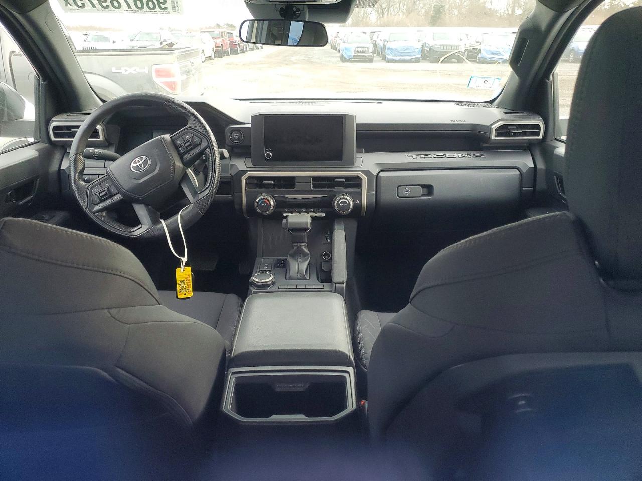 2025 TOYOTA TACOMA XTRACAB photo 8