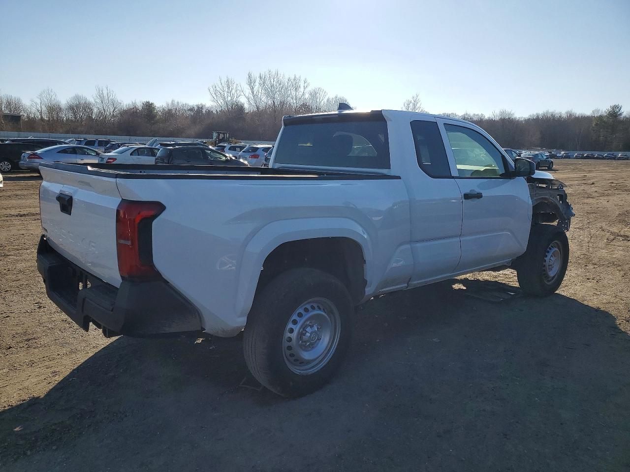 2025 TOYOTA TACOMA XTRACAB photo 3