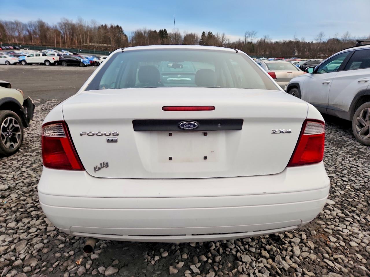 2006 FORD FOCUS ZX4 photo 6