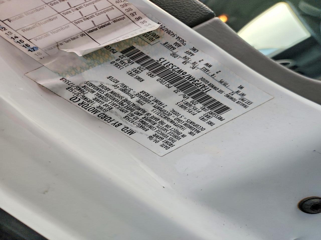 2006 FORD FOCUS ZX4 photo 12