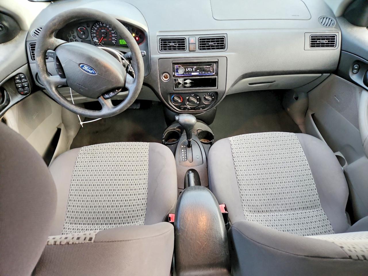 2006 FORD FOCUS ZX4 photo 8