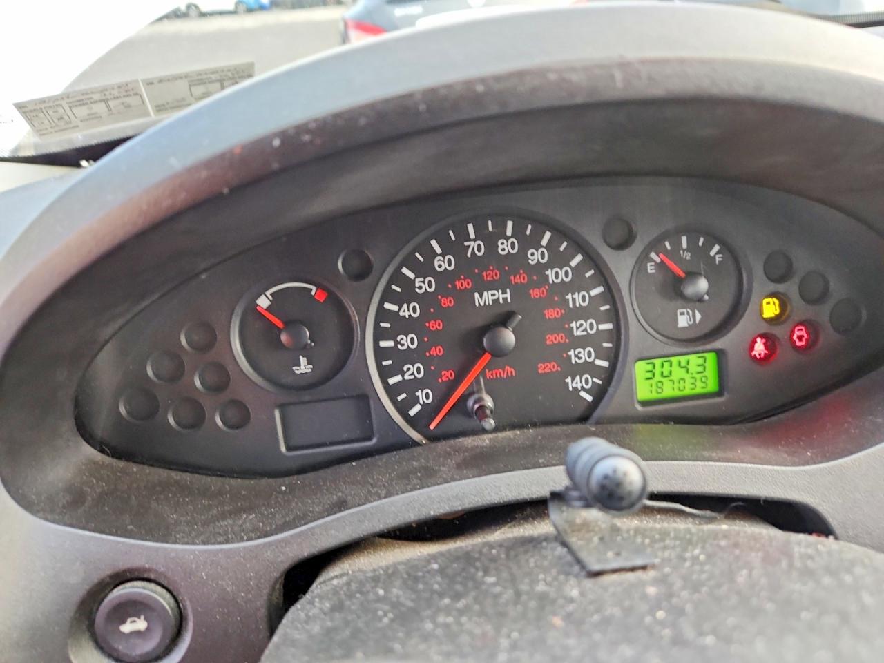 2006 FORD FOCUS ZX4 photo 9