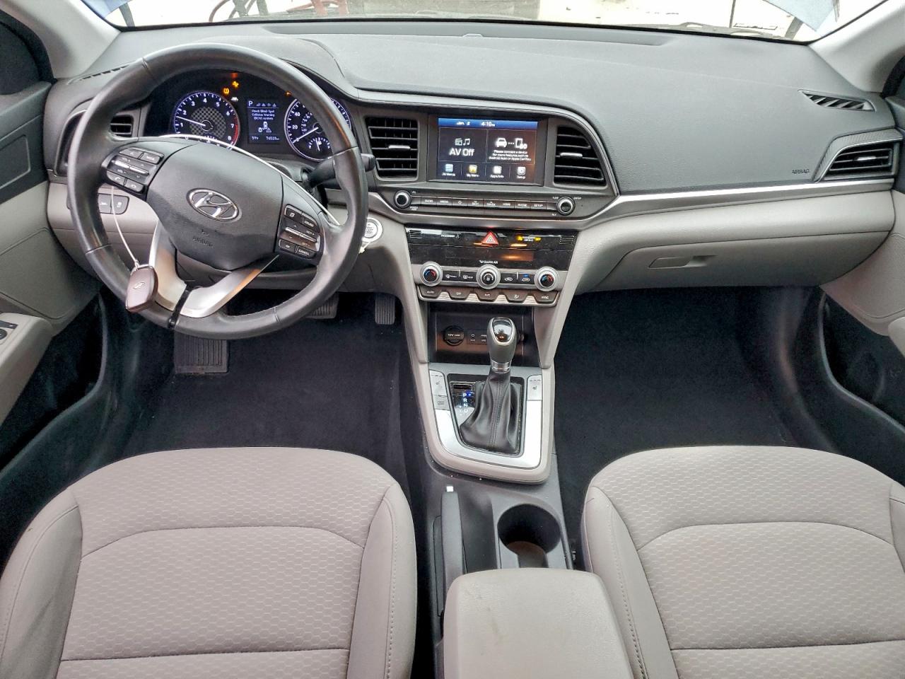 2019 HYUNDAI ELANTRA SEL photo 8