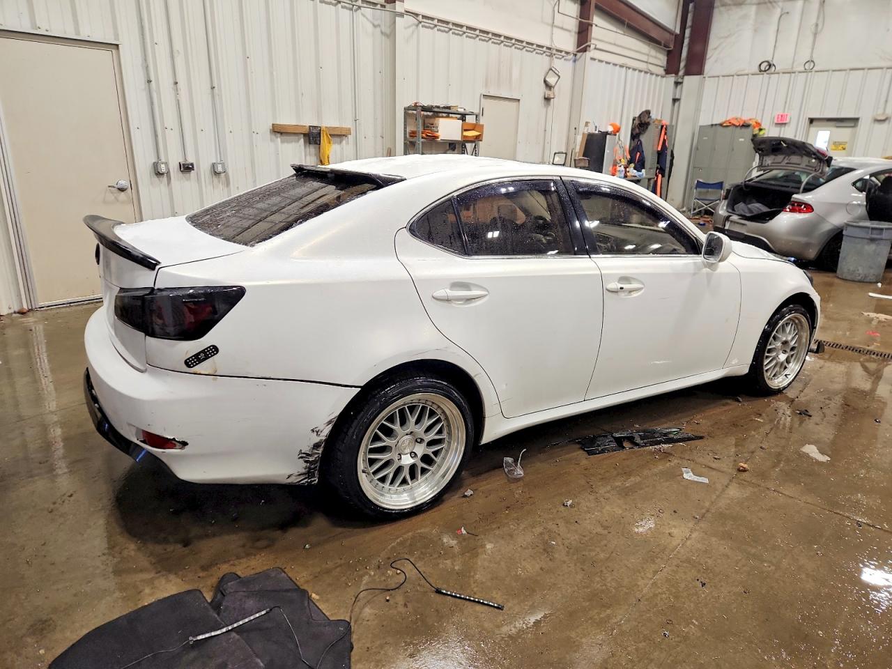 2006 LEXUS IS 250 photo 3