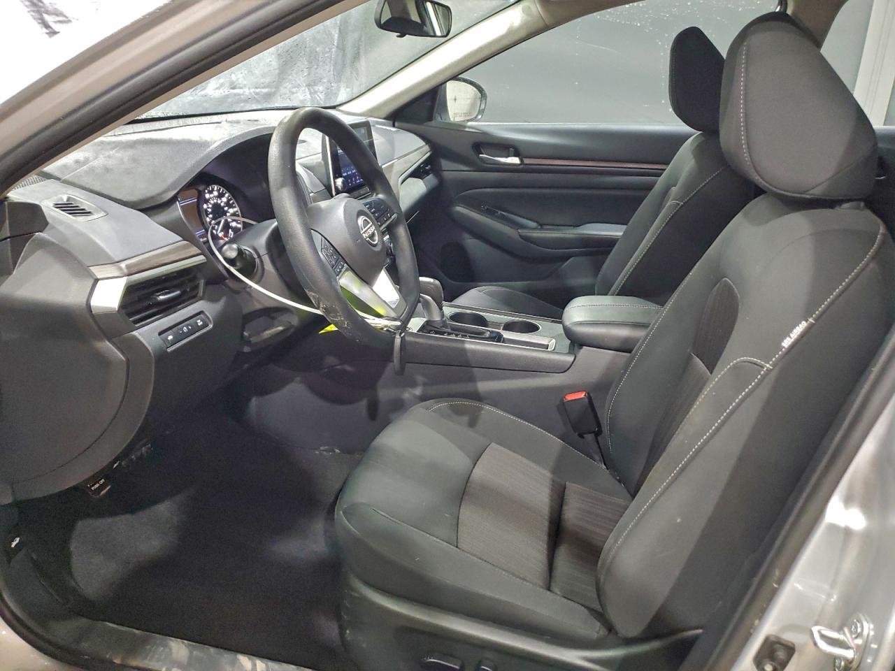 2025 NISSAN ALTIMA SV photo 7