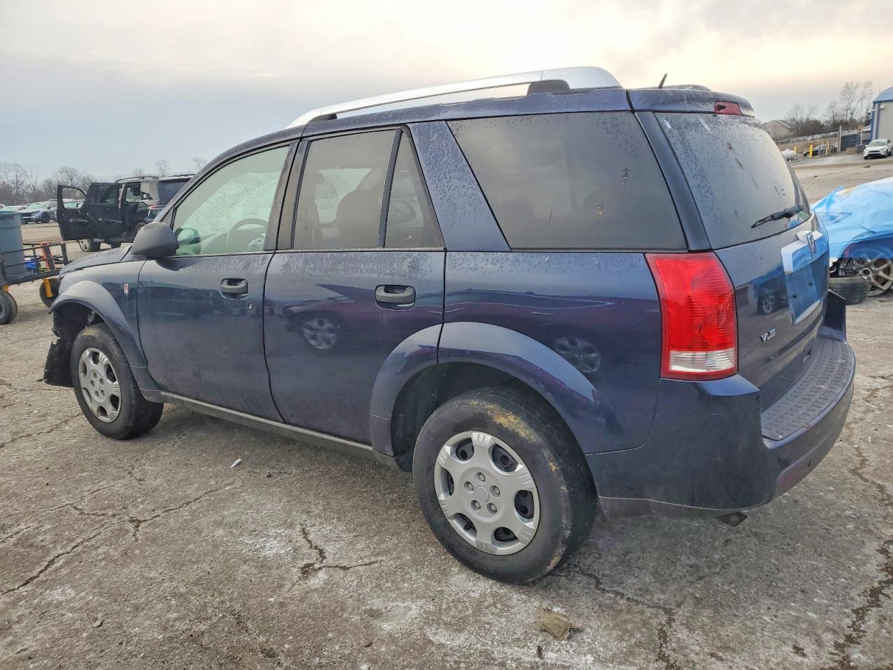 2007 SATURN VUE photo 2