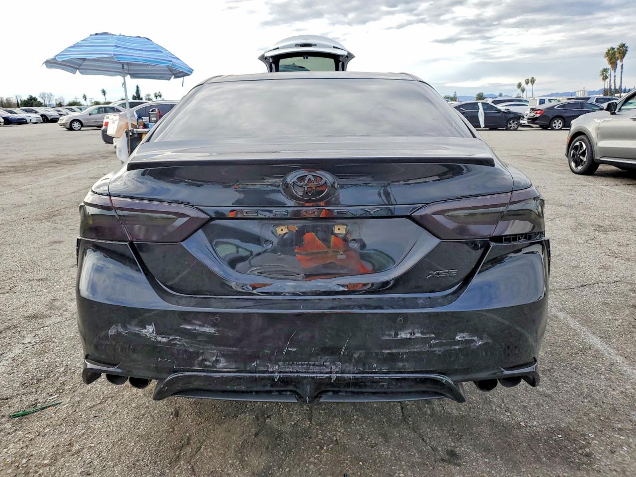 2018 TOYOTA CAMRY XSE photo 6