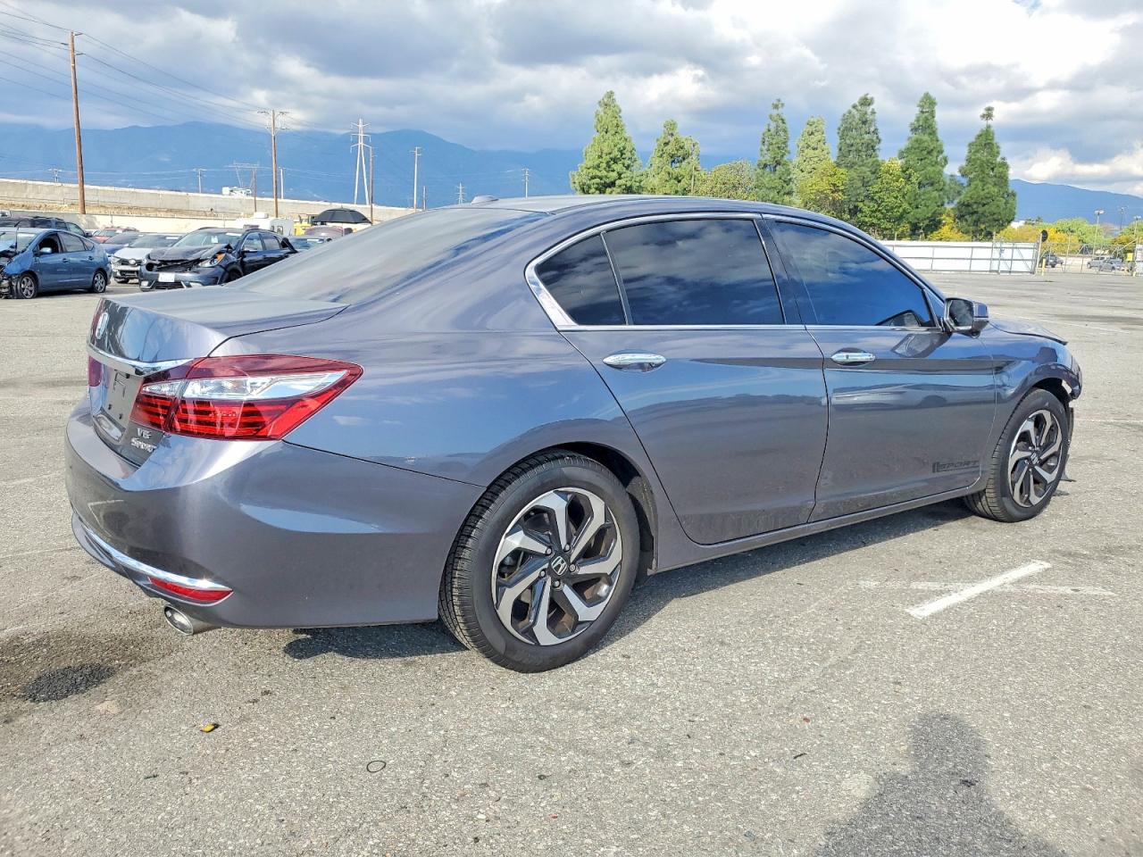 2016 HONDA ACCORD EXL photo 3