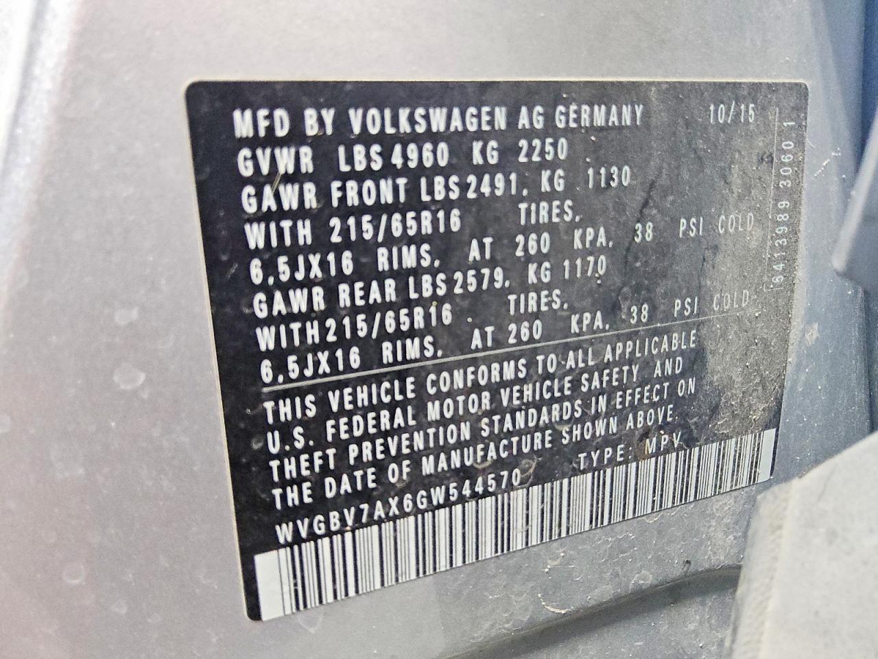 2016 VOLKSWAGEN TIGUAN S photo 13